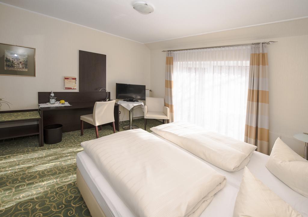Land-Gut-Hotel Rohdenburg Lilienthal  ห้อง รูปภาพ