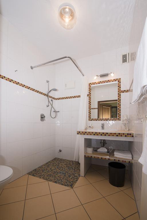 Land-Gut-Hotel Rohdenburg Lilienthal  ห้อง รูปภาพ